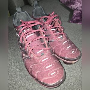 Nike VaporMax Plus - Mens 10.5 - Burgandy/Maroon